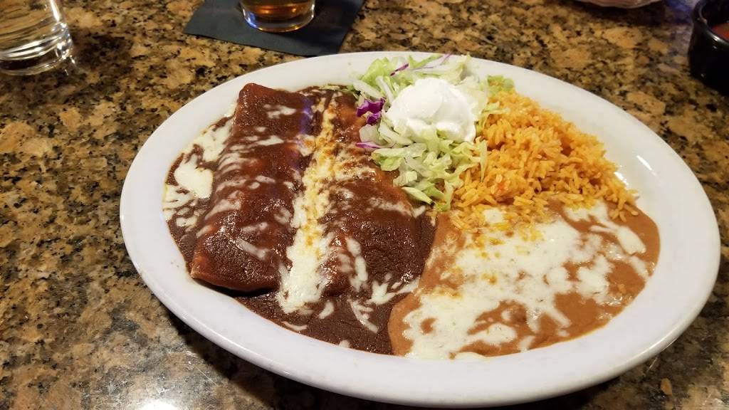 Don Joses Mexican Restaurant | restaurant | 3430 Village Dr, Castro Valley, CA 94546, USA | 5105383290 OR +1 510-538-3290