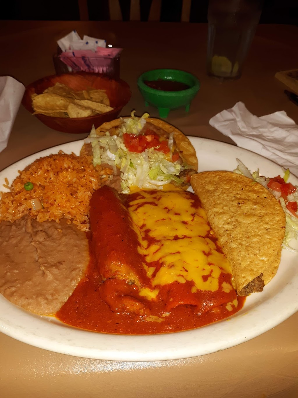 Piedras Negras De Noche | restaurant | 1312 S Laredo St, San Antonio, TX 78204, USA | 2102277779 OR +1 210-227-7779