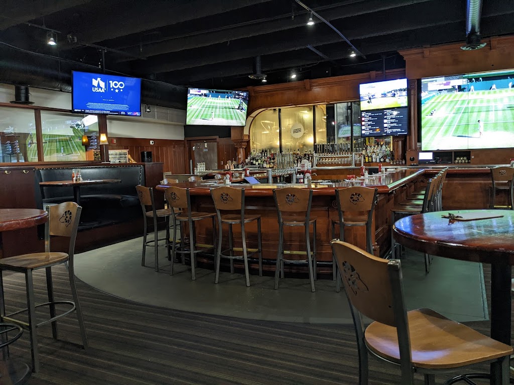 Goodwood Indy | meal takeaway | 140 South Illinois Street Central, Indianapolis, IN 46225, USA | 3179867103 OR +1 317-986-7103