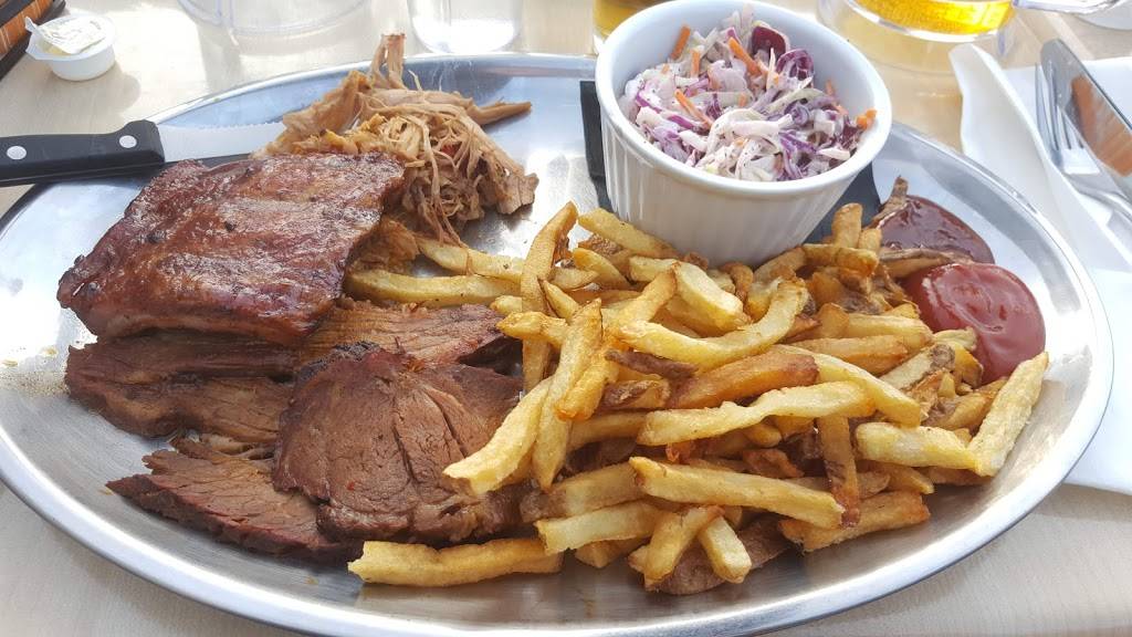 TheSmoke | restaurant | 498 First St, Collingwood, ON L9Y 1B8, Canada | 7052935522 OR +1 705-293-5522