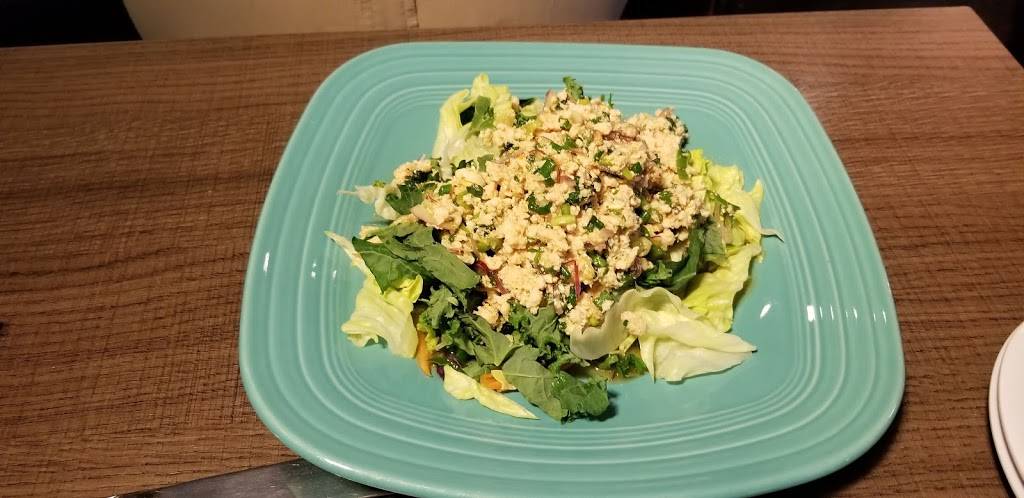 Thailicious | restaurant | 5865 W Ray Rd #6, Chandler, AZ 85226, USA | 4803066792 OR +1 480-306-6792