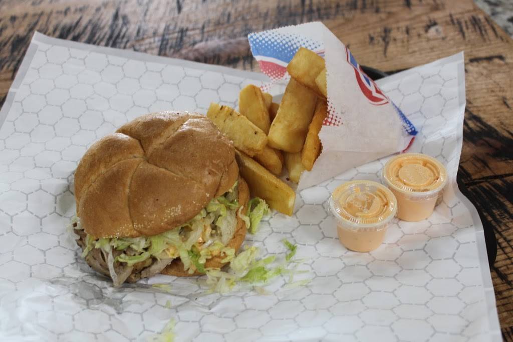 Crisp & Juicy | restaurant | 14408 Jefferson Davis Hwy, Woodbridge, VA 22191, USA | 5714272937 OR +1 571-427-2937