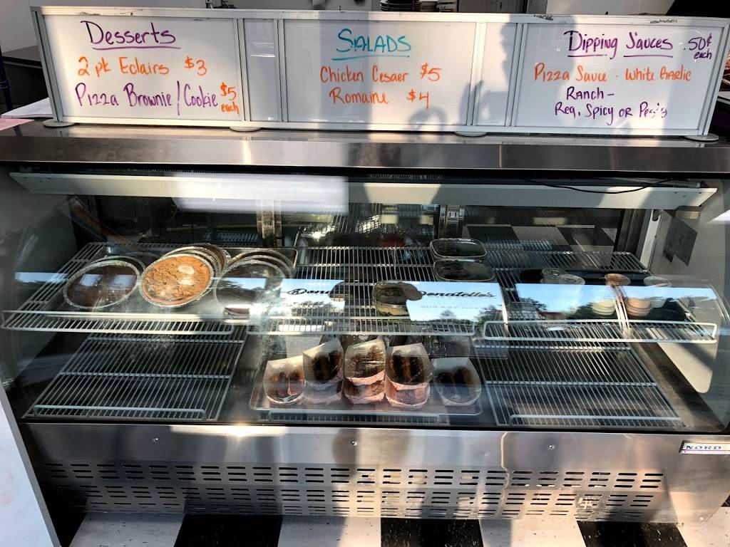 Donatellos Take & Bake Pizza | restaurant | 1532 Lakewood Ave #2, Modesto, CA 95355, USA | 2096220524 OR +1 209-622-0524