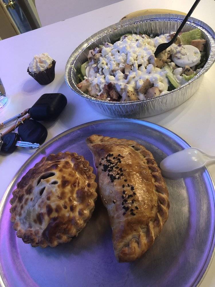 Fitchi House | restaurant | 405 NE 45th St, Seattle, WA 98105, USA | 2065457499 OR +1 206-545-7499