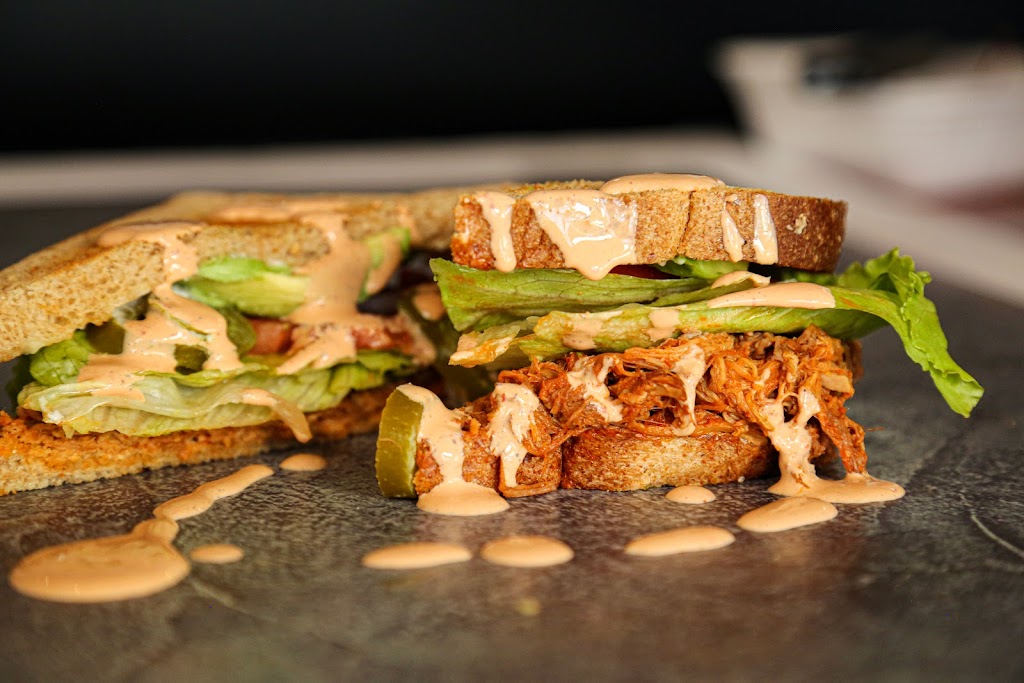 Tortas Manantial | restaurant | 11435 W Buckeye Rd A108, Avondale, AZ 85323, USA | 6234401030 OR +1 623-440-1030