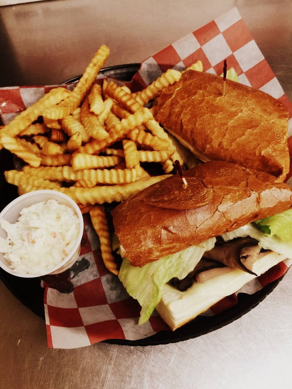 Villa Nova West | restaurant | 2833 Columbia Ave, Lancaster, PA 17603, USA | 7172952344 OR +1 717-295-2344