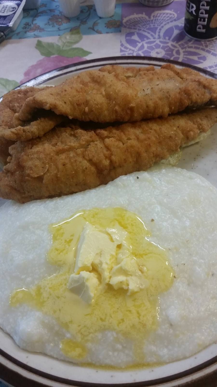 B & C Restaurant | restaurant | 1105 W 3rd St, Chester, PA 19013, USA | 6108723510 OR +1 610-872-3510