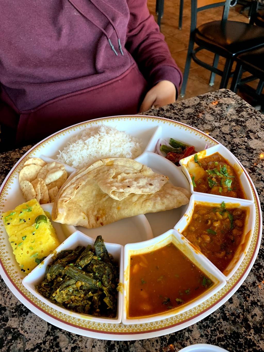 Chowpatty | restaurant | 1349 Oak Tree Road, Iselin, NJ 08830, USA | 7322839020 OR +1 732-283-9020