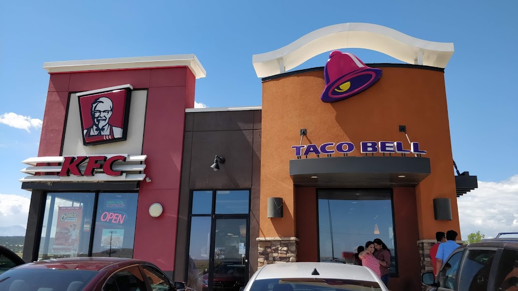 Chasing Lions Cafe | restaurant | 11 Frida Kahlo Way, San Francisco, CA 94112, USA | 4155865466 OR +1 415-586-5466