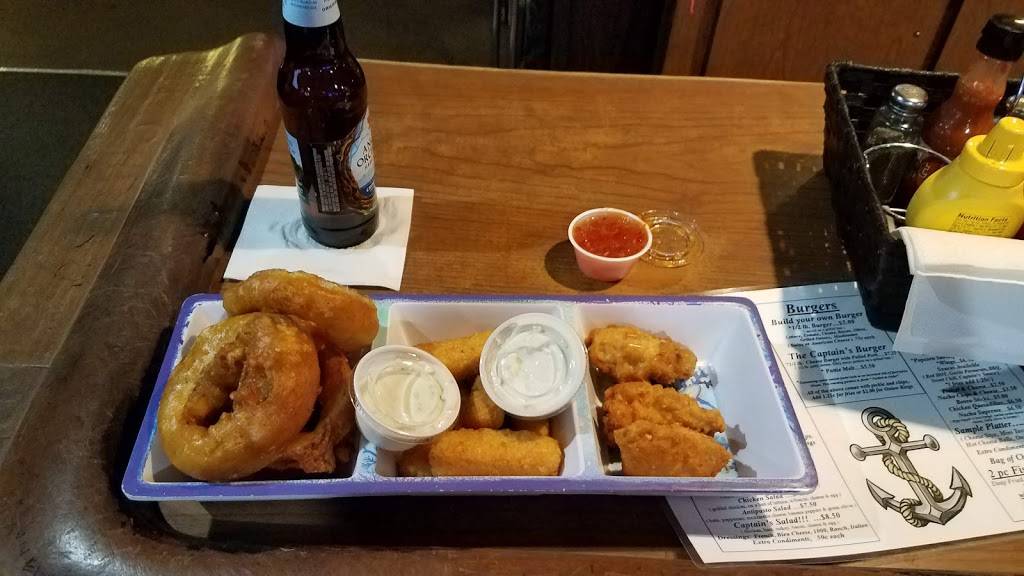 Captains Quarters Lounge | night club | 6011 E Atherton Rd, Burton, MI 48519, USA | 8107438450 OR +1 810-743-8450