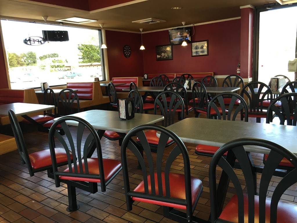 Four Seasons Pizzeria | restaurant | 604 Herring Ave E, Wilson, NC 27893, USA | 2522654621 OR +1 252-265-4621