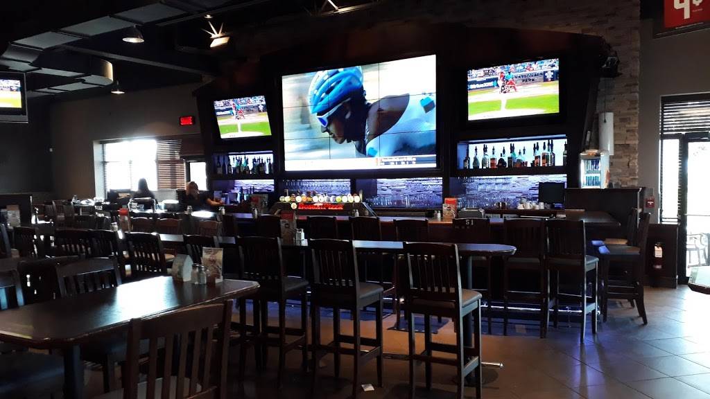 Boston Pizza | restaurant | 101 Boul Du, Boulevard Curé-Labelle, Sainte-Thérèse, QC J7E 2X6, Canada | 4504346060 OR +1 450-434-6060