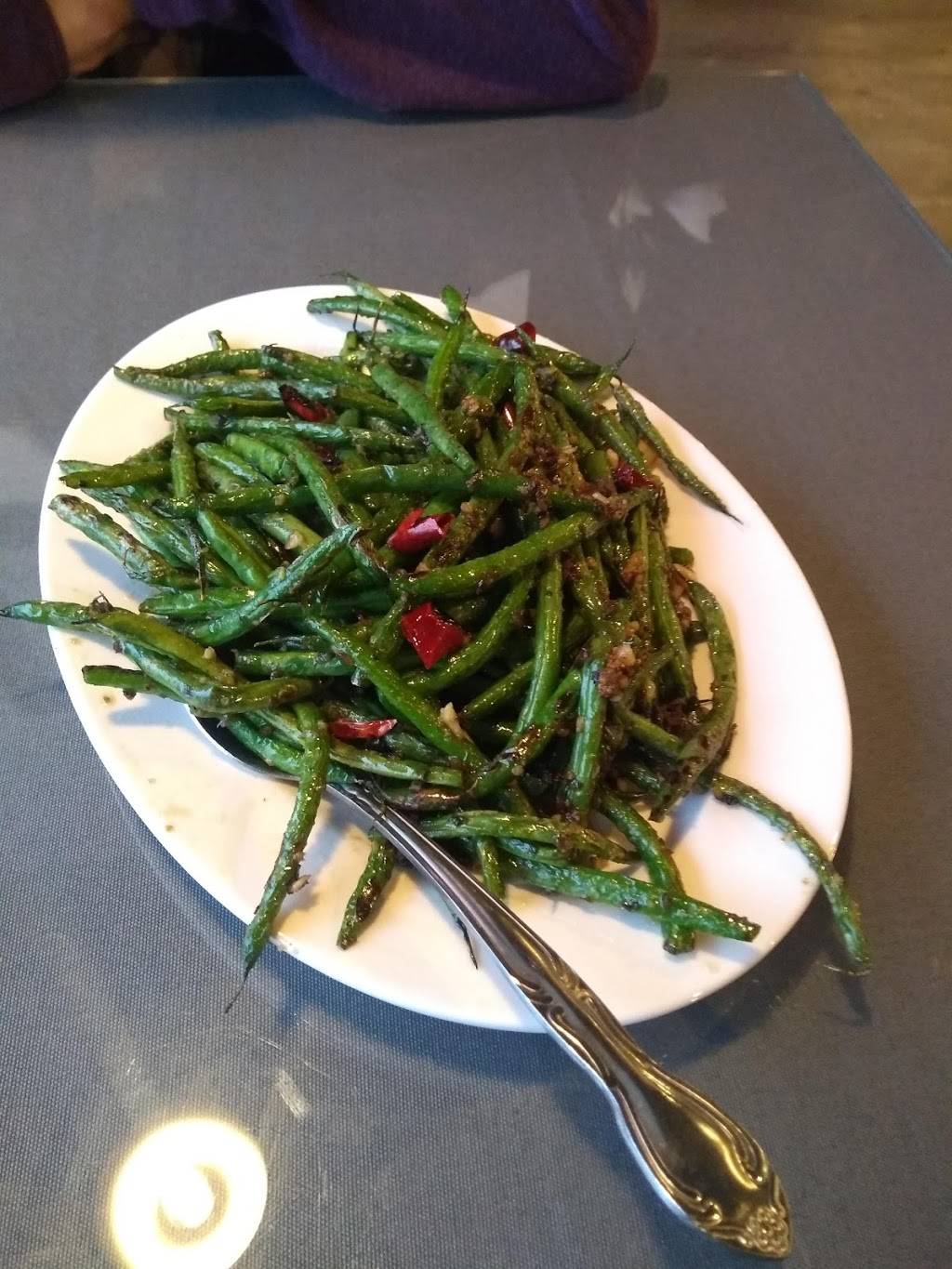 Chef King | restaurant | 101 N 85th St #102, Seattle, WA 98103, USA | 2068299357 OR +1 206-829-9357