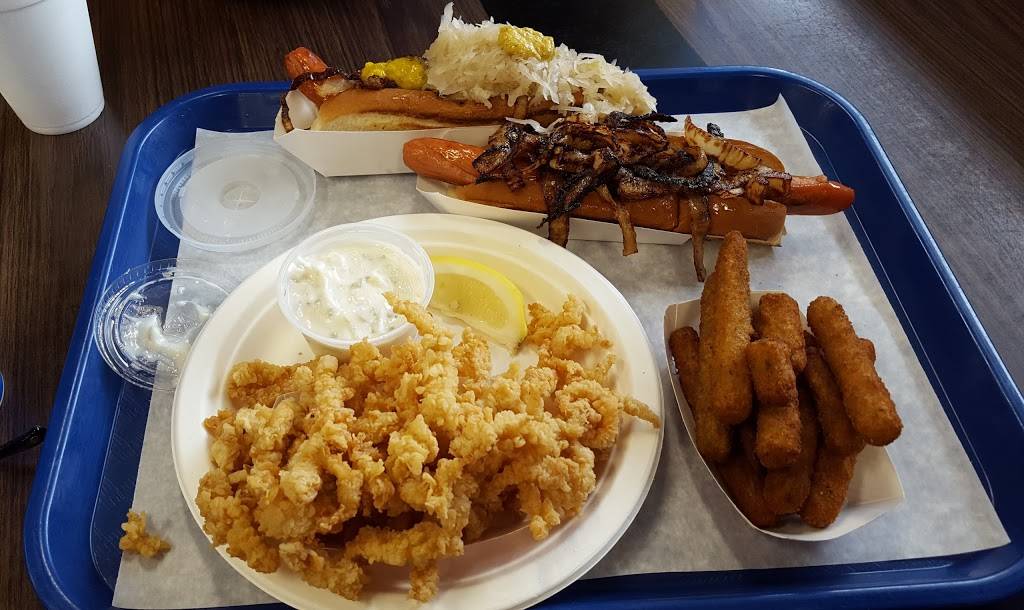 Glenwood Drive-In | restaurant | 2538 Whitney Ave, Hamden, CT 06518, USA | 2032810604 OR +1 203-281-0604