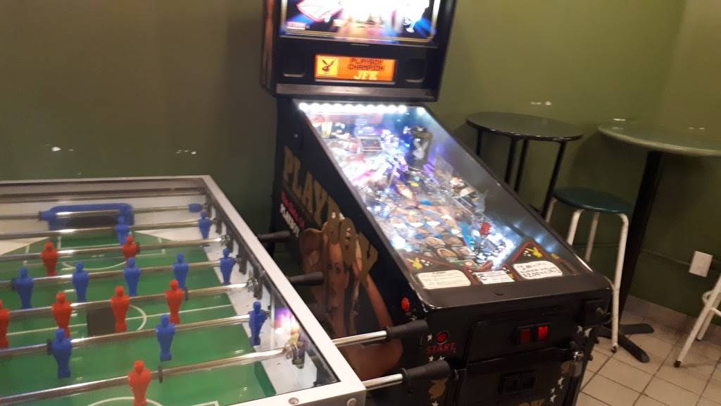 Red Rock Restaurant | restaurant | 103 Rexdale Blvd, Etobicoke, ON M9W 1P1, Canada | 4167438405 OR +1 416-743-8405