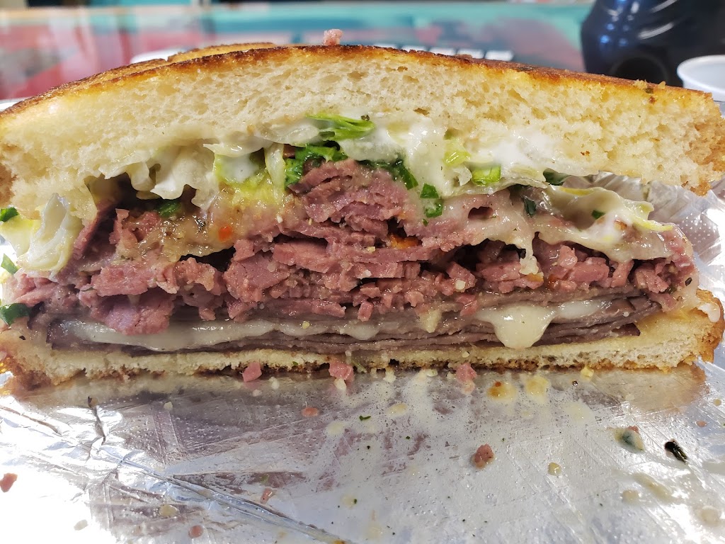 Fatboiz | restaurant | 1673 N Pace Blvd, Pensacola, FL 32505, USA | 8504662208 OR +1 850-466-2208