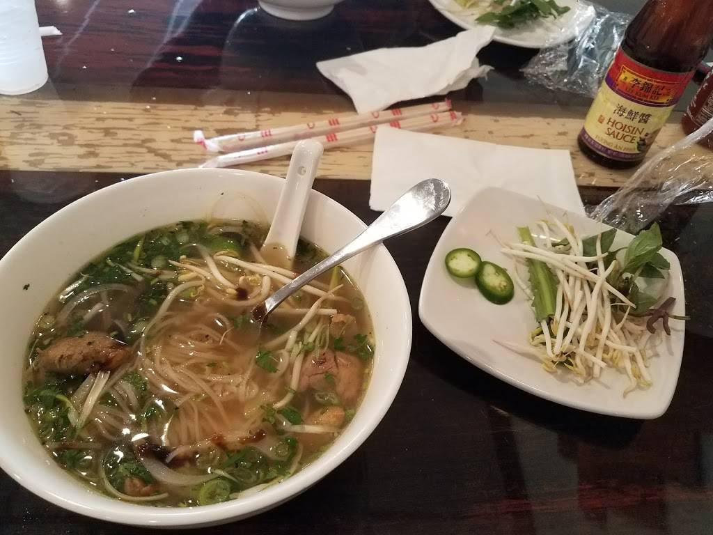 Basil Fusion Bistro | restaurant | 623 Cleveland St, Clearwater, FL 33755, USA | 7272400070 OR +1 727-240-0070