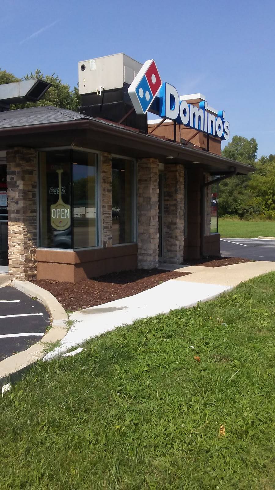 Dominos Pizza | meal delivery | 1828 Sheridan Rd, Zion, IL 60099, USA | 8477462000 OR +1 847-746-2000