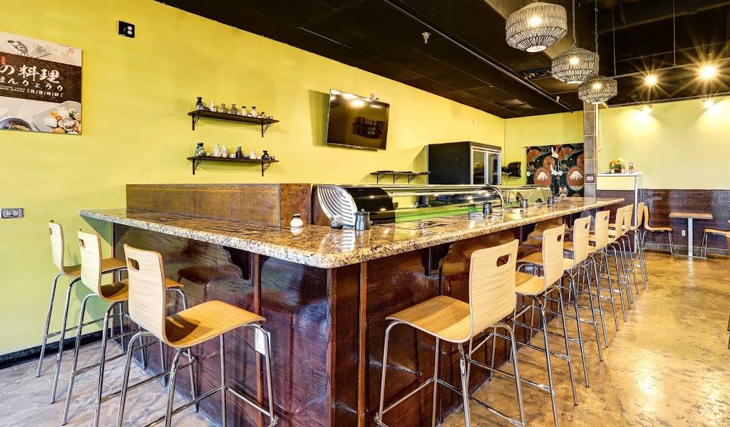 Maguro Sushi and Ramen | restaurant | 3855 W Ray Rd ste 6, Chandler, AZ 85226, USA | 4807926888 OR +1 480-792-6888