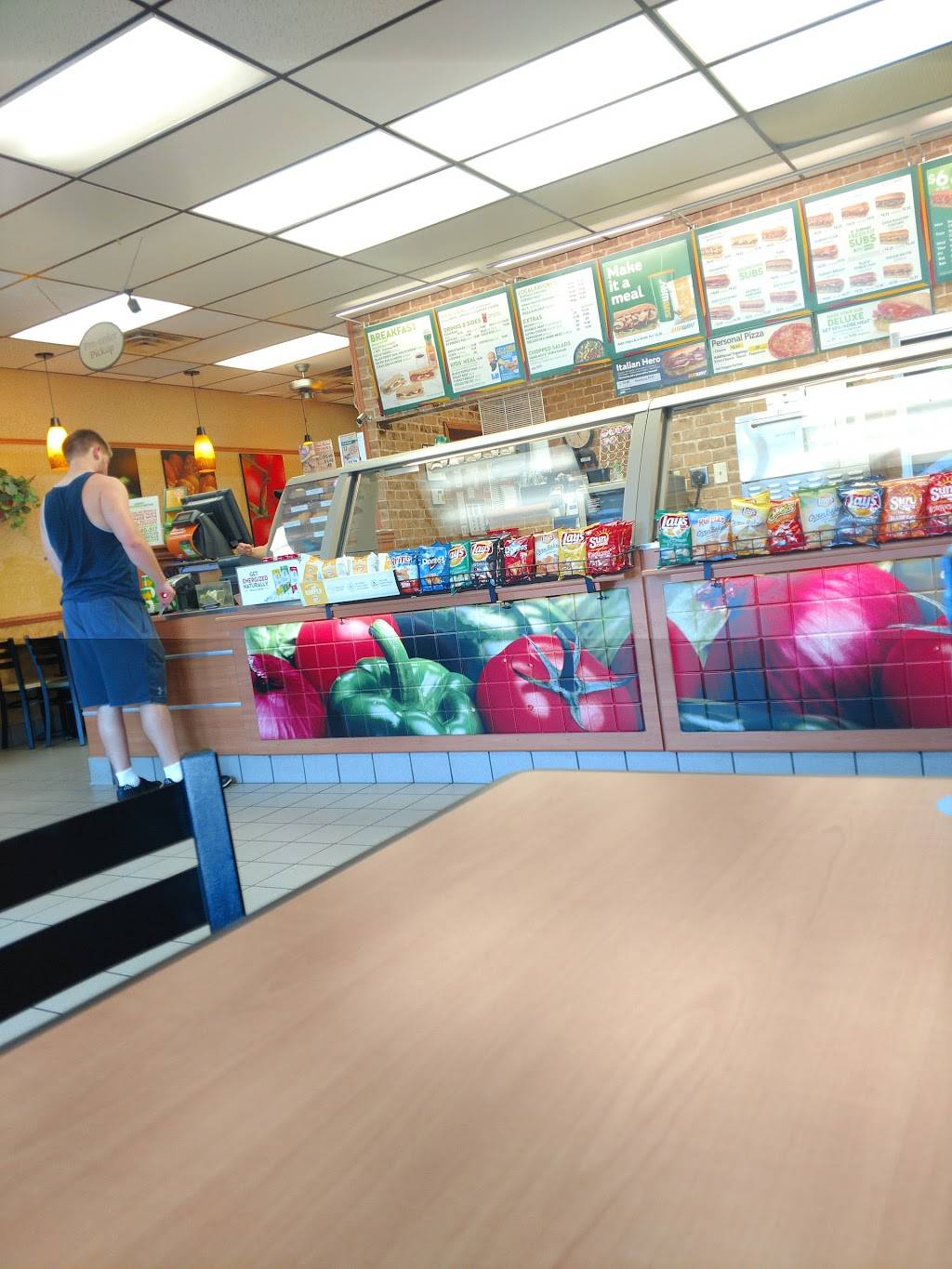 Subway | restaurant | 319 5th St, Rising Sun, IN 47040, USA | 8124384000 OR +1 812-438-4000