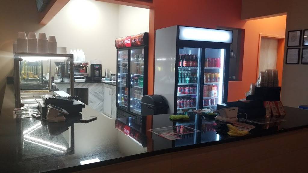 El Primito Alcapurrias y Más | restaurant | 2373 N Orange Blossom Trail, Kissimmee, FL 34744, USA | 4075304956 OR +1 407-530-4956