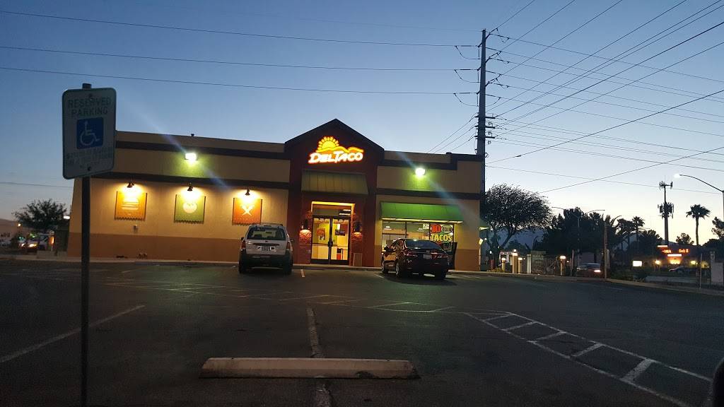 Del Taco | meal takeaway | 8471 W Sahara Ave, Las Vegas, NV 89117, USA | 7022408450 OR +1 702-240-8450