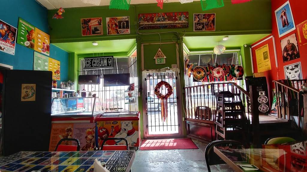 Tienda Choris | restaurant | 833 W Jefferson Blvd, Dallas, TX 75208, USA | 2149421400 OR +1 214-942-1400