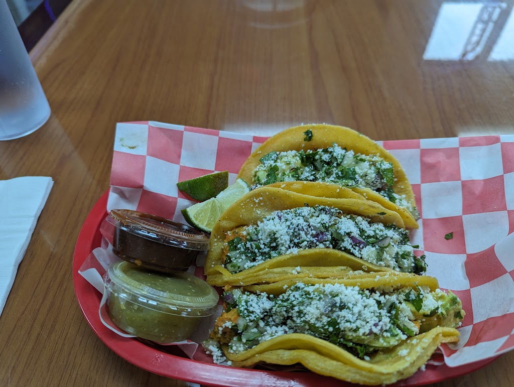 The Spicy Taco | restaurant | 10535 W Greenfield Ave, West Allis, WI 53214, USA | 4144889191 OR +1 414-488-9191