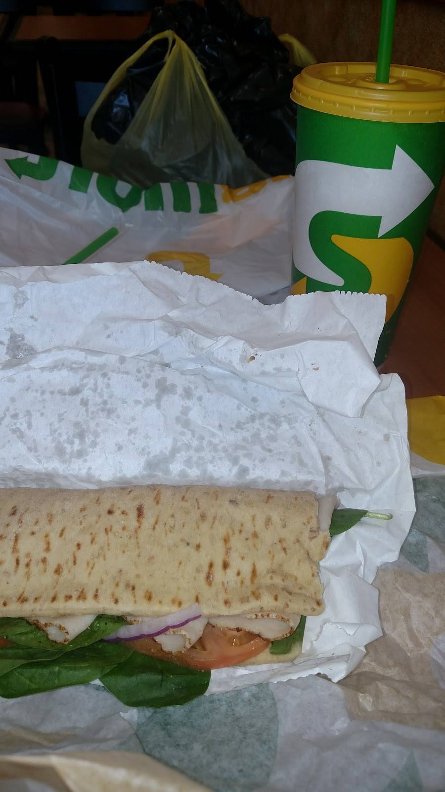 Subway Restaurants | restaurant | 2920 Roberts Ave #1040, Philadelphia, PA 19129, USA | 2152211021 OR +1 215-221-1021