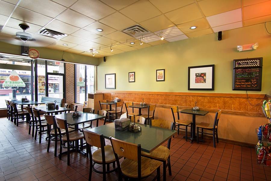 Purees Pizza & Pasta | meal delivery | 1023 Lake St, Oak Park, IL 60301, USA | 7083864949 OR +1 708-386-4949