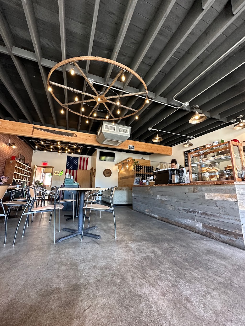 Tailholt Coffee Co | cafe | 207 E Main St, Rogue River, OR 97537, USA | 5412990316 OR +1 541-299-0316