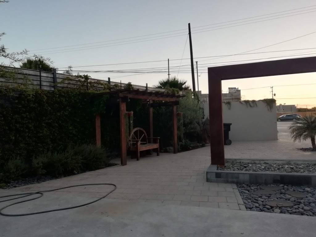 Cava TresVinos | restaurant | 22110, Tecate - Tijuana 40, Los Pirules, 22110 Tijuana, B.C., Mexico | 016646866927 OR +52 664 686 6927