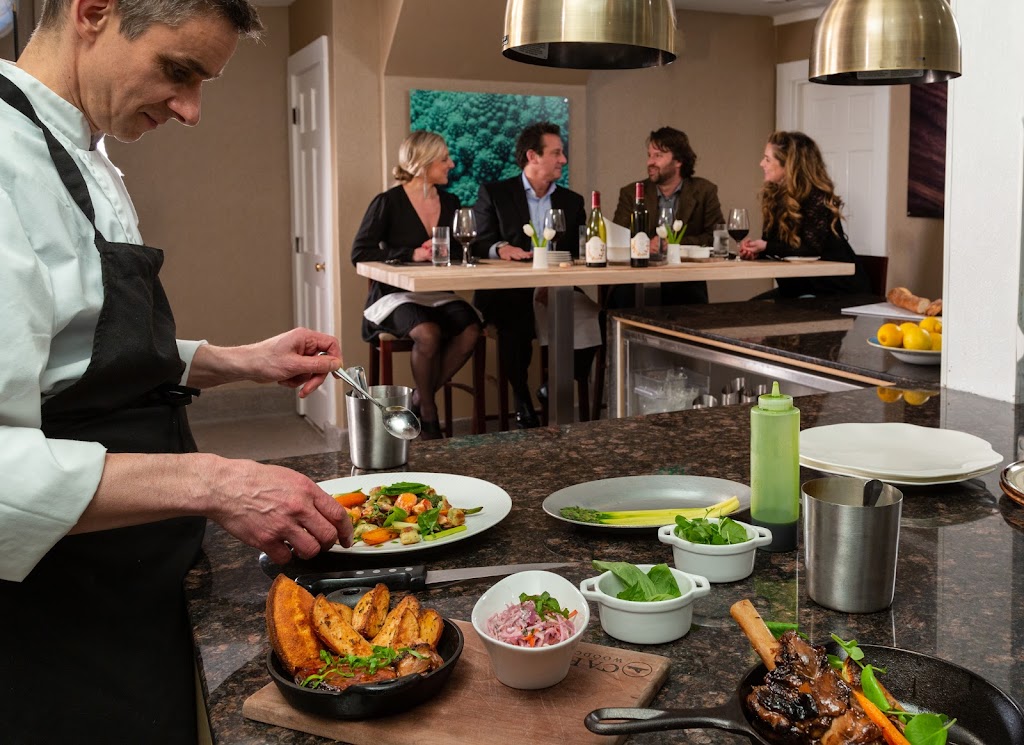 Chatham Inn | restaurant | 359 Main St, Chatham, MA 02633, USA | 5089459232 OR +1 508-945-9232