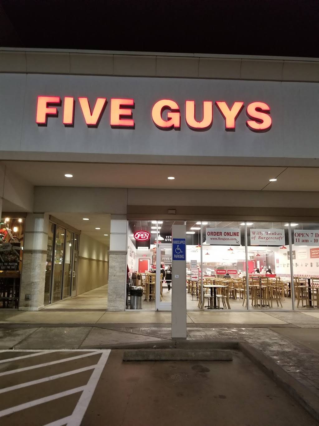 Five Guys | meal takeaway | 11700 Westheimer Rd, Houston, TX 77077, USA | 2817525257 OR +1 281-752-5257