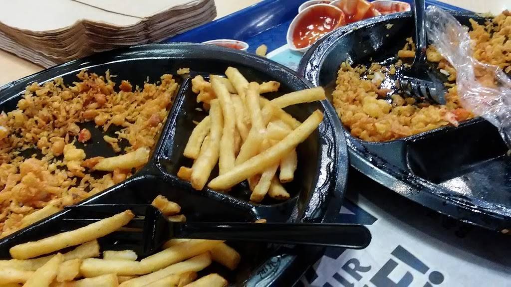 Long John Silvers | restaurant | 1707 E Fowler Ave, Tampa, FL 33612, USA | 8139770914 OR +1 813-977-0914