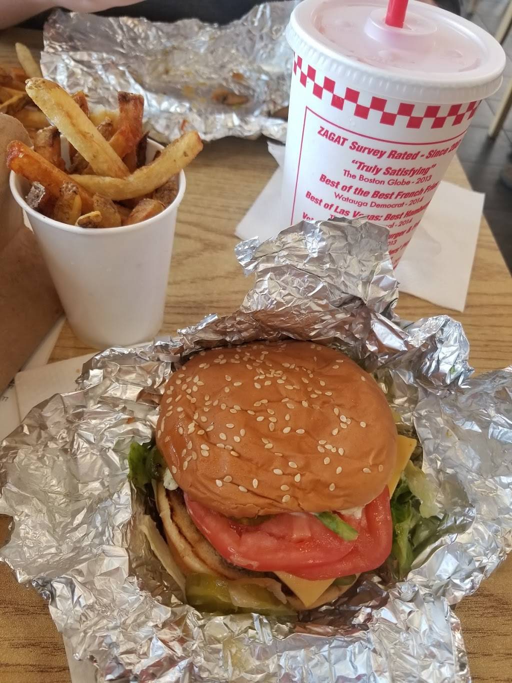Five Guys | meal takeaway | 1417 St Louis Galleria St, St. Louis, MO 63117, USA | 3147211001 OR +1 314-721-1001