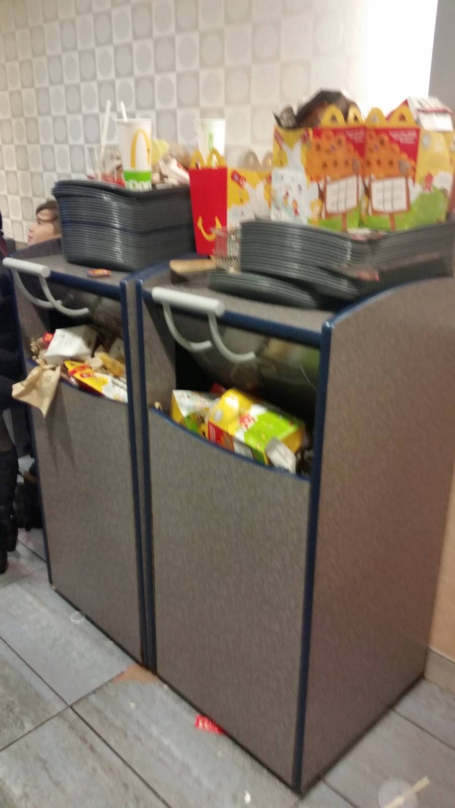 McDonalds | cafe | 9400 Boulevard de lOrmière, Québec, QC G2B 3K6, Canada | 4188437826 OR +1 418-843-7826