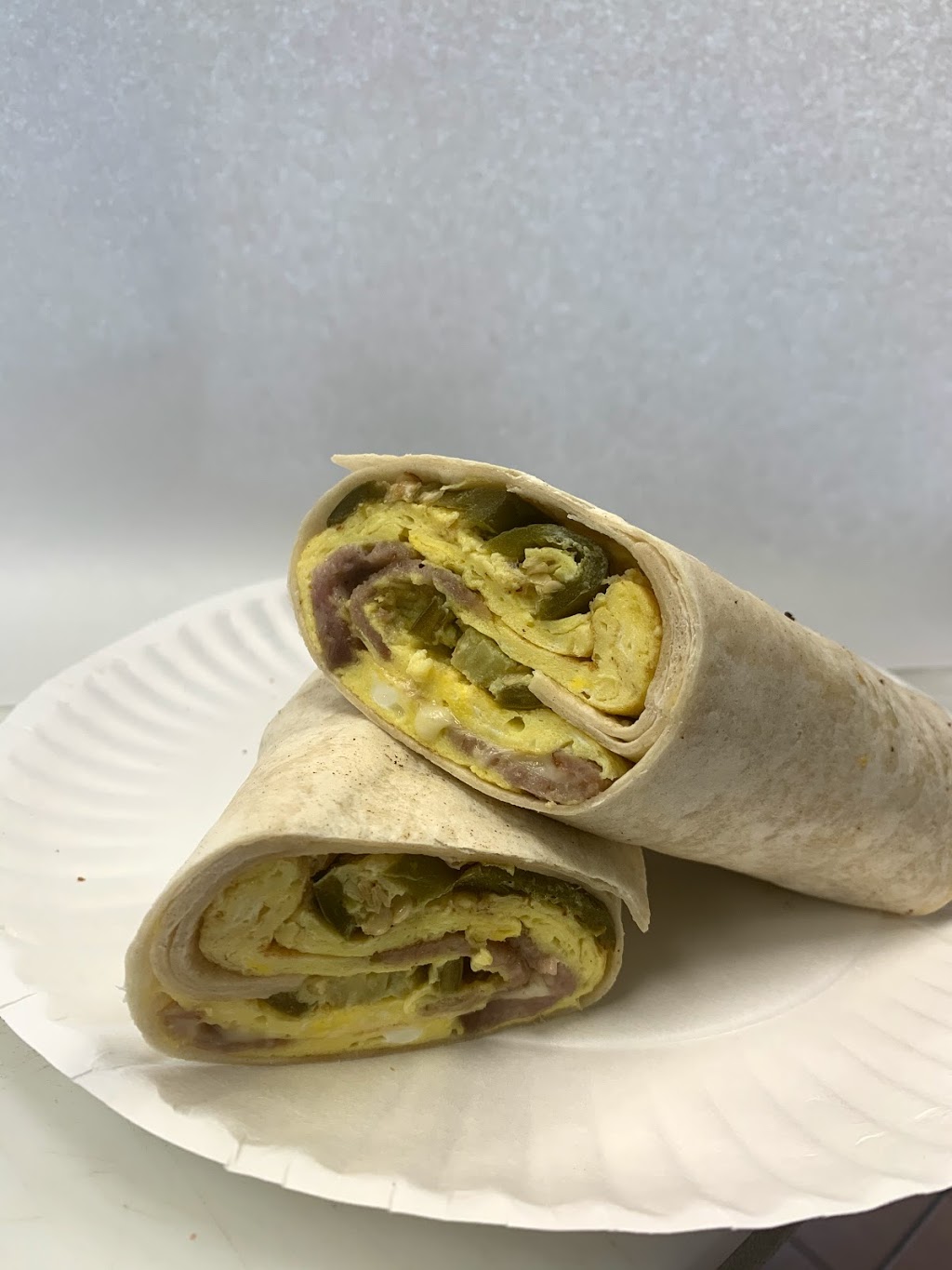 Angelinas Pizzeria | restaurant | 230 Holland St, Somerville, MA 02144, USA | 6177761240 OR +1 617-776-1240