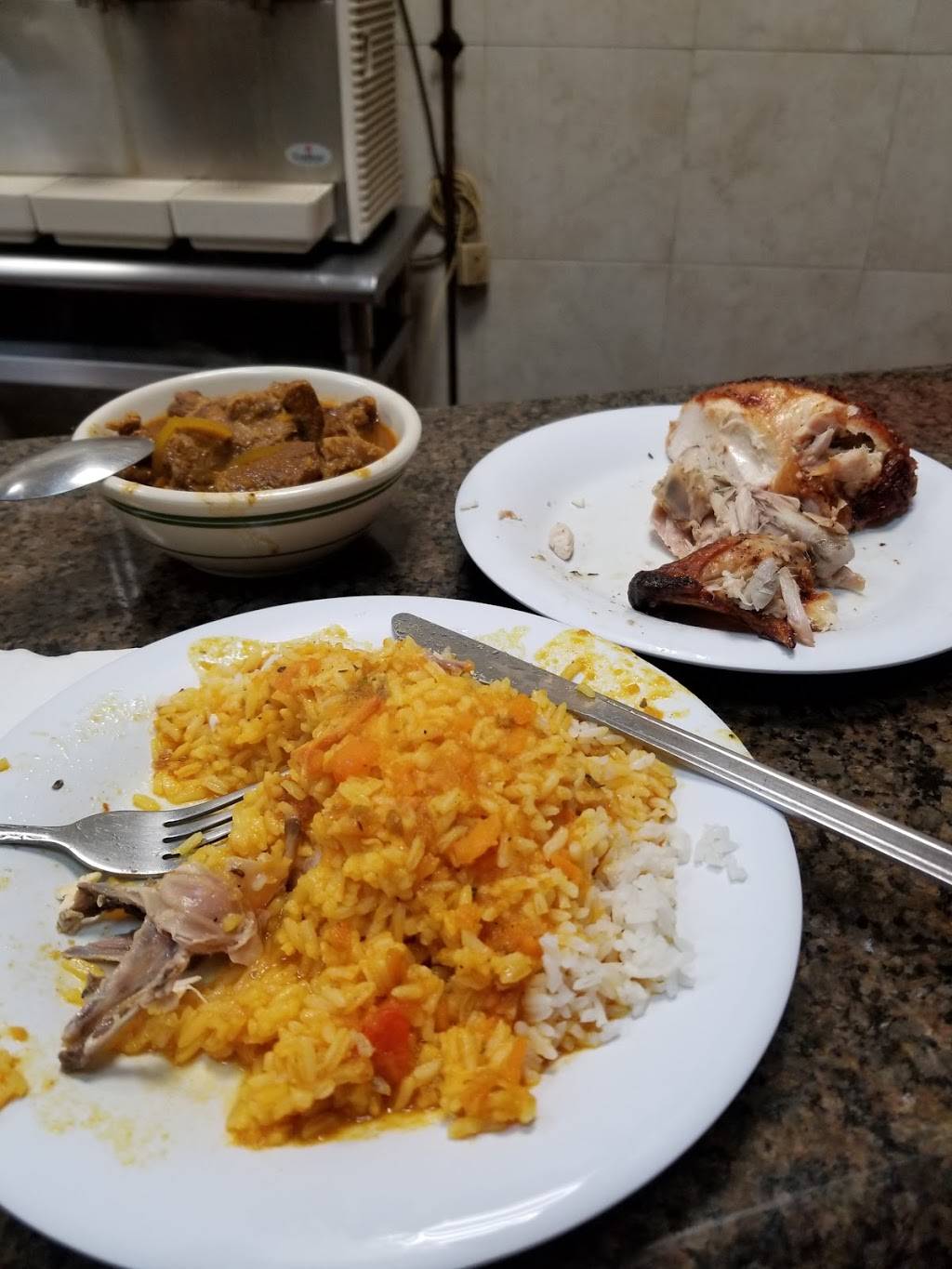 La Isla | restaurant | 293 Broadway, Brooklyn, NY 11211, USA | 7183871605 OR +1 718-387-1605