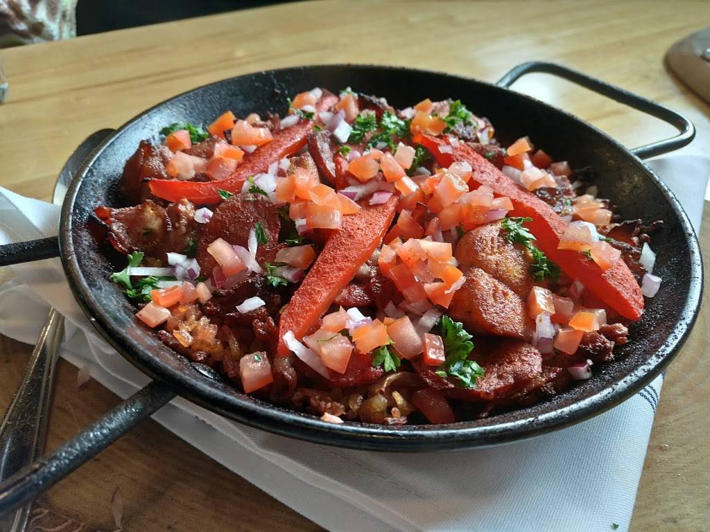 Tapagria Spanish Tapas Restaurant | restaurant | 230 Commerce Valley Dr E #2, Thornhill, ON L3T 7Y3, Canada | 9057718868 OR +1 905-771-8868