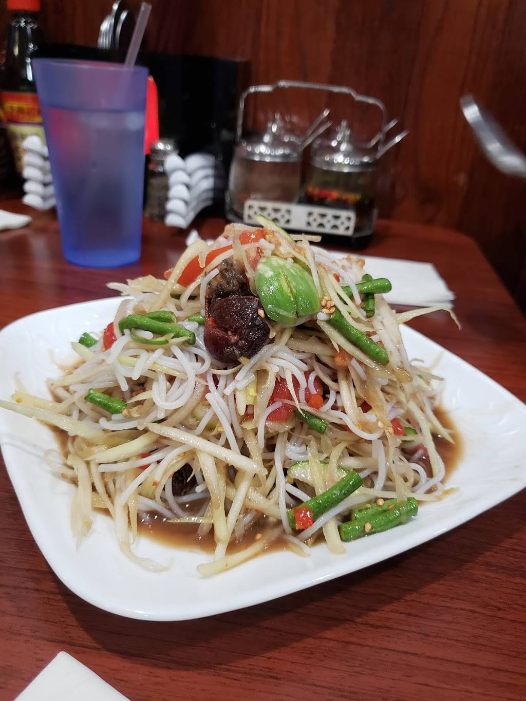 Royal King Elephant | restaurant | 1645, 9924 Garden Grove Blvd, Garden Grove, CA 92844, USA | 7146381887 OR +1 714-638-1887