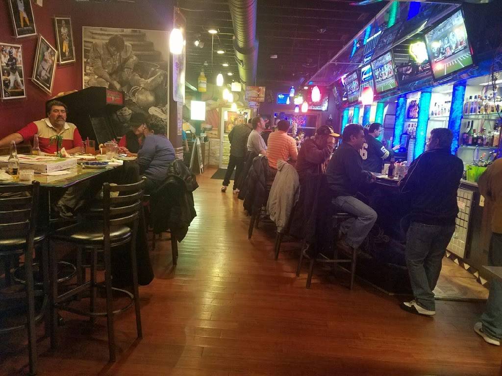 Fat Valdys Bar & Grill | restaurant | 5108 W Bluemound Rd, Milwaukee, WI 53208, USA | 4144430287 OR +1 414-443-0287