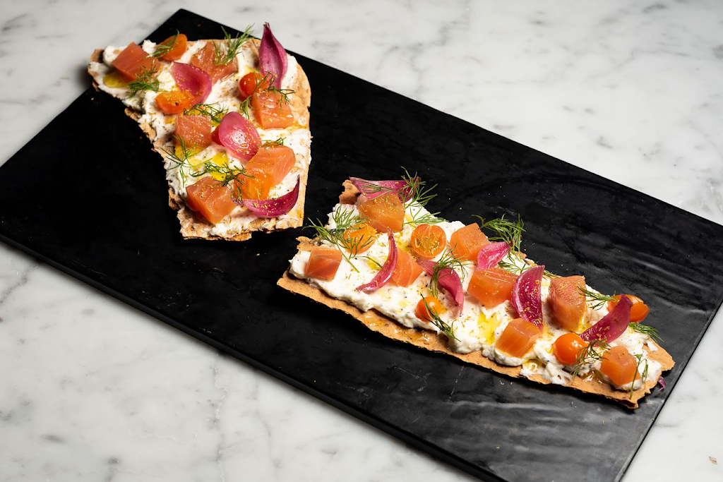 Harriets | restaurant | 8490 Sunset Blvd, West Hollywood, CA 90069, USA | 4242811860 OR +1 424-281-1860