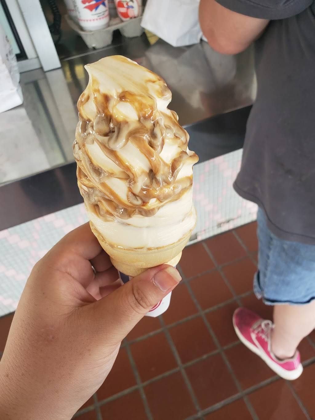 Hi-Boy Drive-in | restaurant | 3424 Blue Ridge Cutoff, Independence, MO 64052, USA | 8168612677 OR +1 816-861-2677