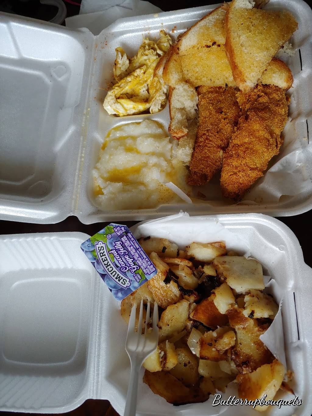 Simplee Deelicious | restaurant | 3420 Bexvie Ave, Columbus, OH 43227, USA | 6146417211 OR +1 614-641-7211