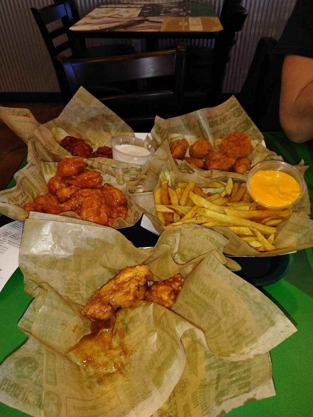 WINGSTOP | restaurant | 1521 E 87th St, Chicago, IL 60619, USA | 7735307710 OR +1 773-530-7710