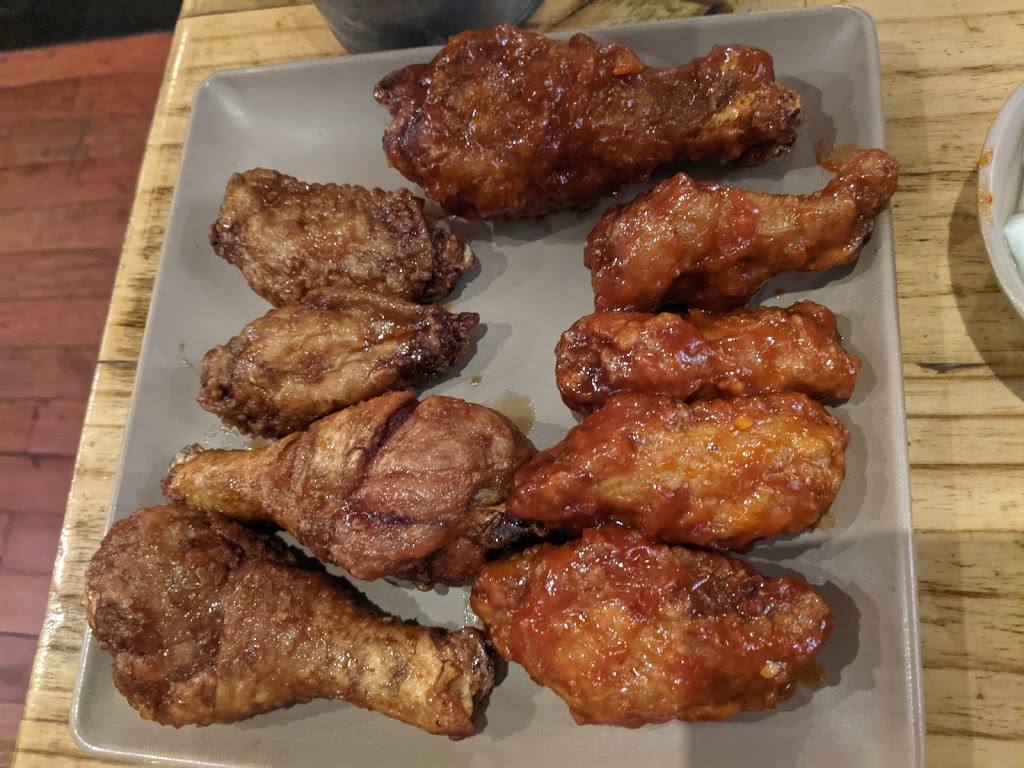 Unidentified Flying Chickens - UFC JH | restaurant | Jackson Heights, 71-22 Roosevelt Avenue, Flushing, NY 11372, USA | 7182056662 OR +1 718-205-6662