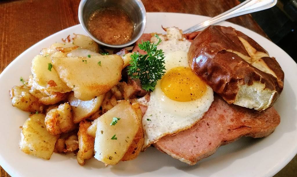 Old Castle Restaurant | restaurant | 3830 Sun City Center Blvd #107, Ruskin, FL 33573, USA | 8136333331 OR +1 813-633-3331