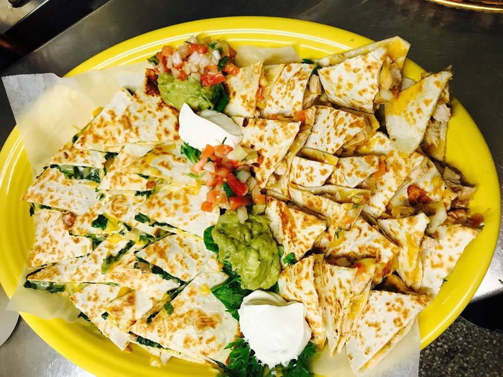 El Golfo Restaurant | restaurant | 8739 Flower Ave, Silver Spring, MD 20901, USA | 3016082121 OR +1 301-608-2121