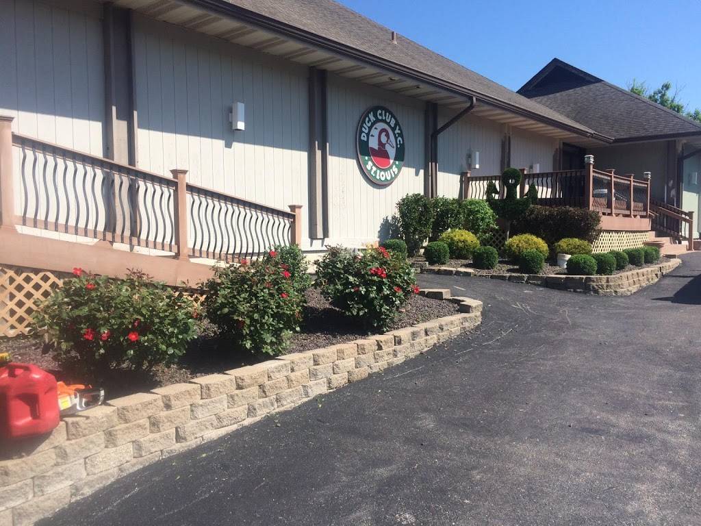 Duck Club Yacht Club | restaurant | 6257 Hwy V, St Charles, MO 63301, USA | 6362504321 OR +1 636-250-4321